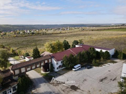 Коммерческое помещение! Кожушна, ул. Реваз Ломтадзе, 1270 м². Евроремонт! Автономное отопление!: 2