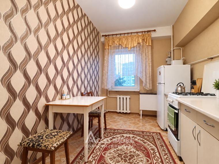 Centru, bd. Ștefan cel Mare și Sfânt, 1 cameră. Localizare de mijloc!: 6