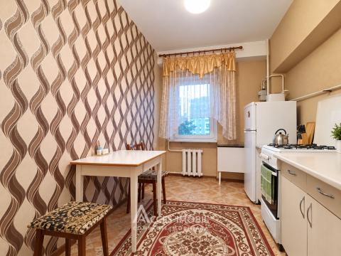 Centru, bd. Ștefan cel Mare și Sfânt, 1 cameră. Localizare de mijloc!: 6
