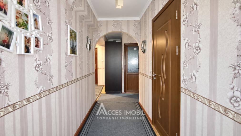 Straseni, Stefan cel Mare si Sfint Street, 4 rooms. Series 102! Autonomous heating!: 6