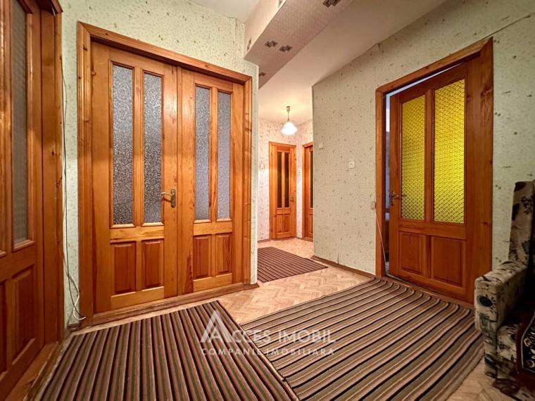 3-room apartment! Posta Veche, Doina Street. Series 102.: 8