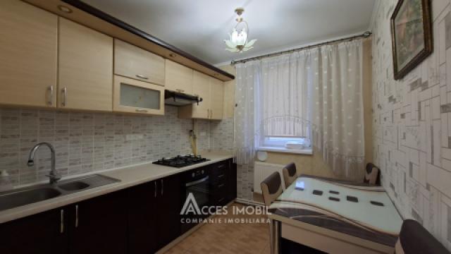 : Ialoveni, str. Moldova