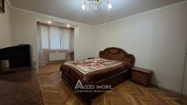 Ialoveni, str. Moldova, 3 camere. Încălzire autonomă!: 3
