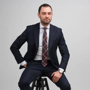 Agent imobiliar: Ștefan Prodan