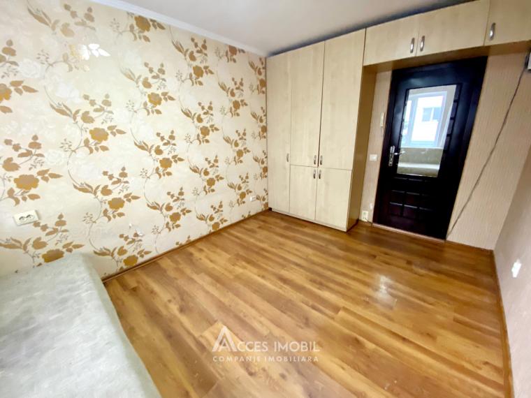 Rascani, Florilor street, 1 room. Middle position!: 3