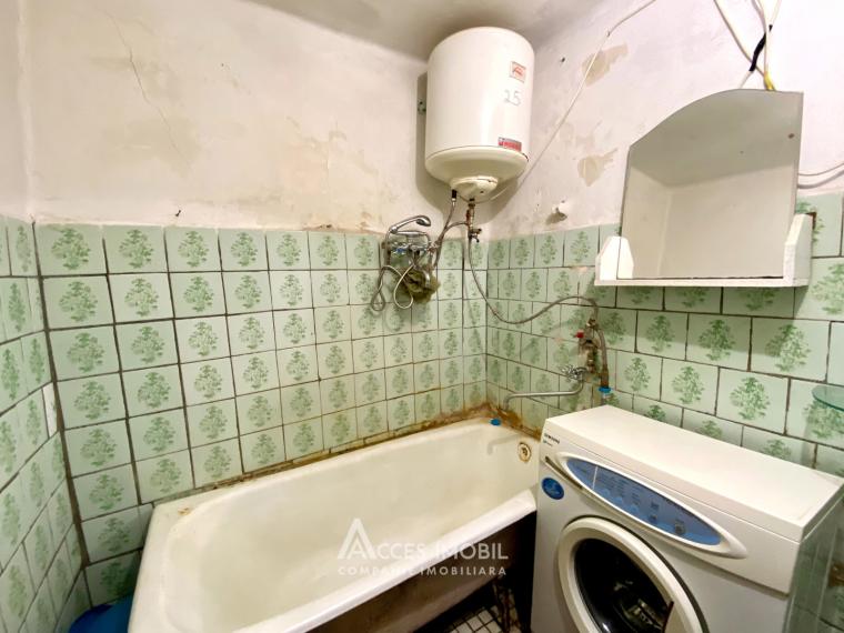 Rascani, Florilor street, 1 room. Middle position!: 10