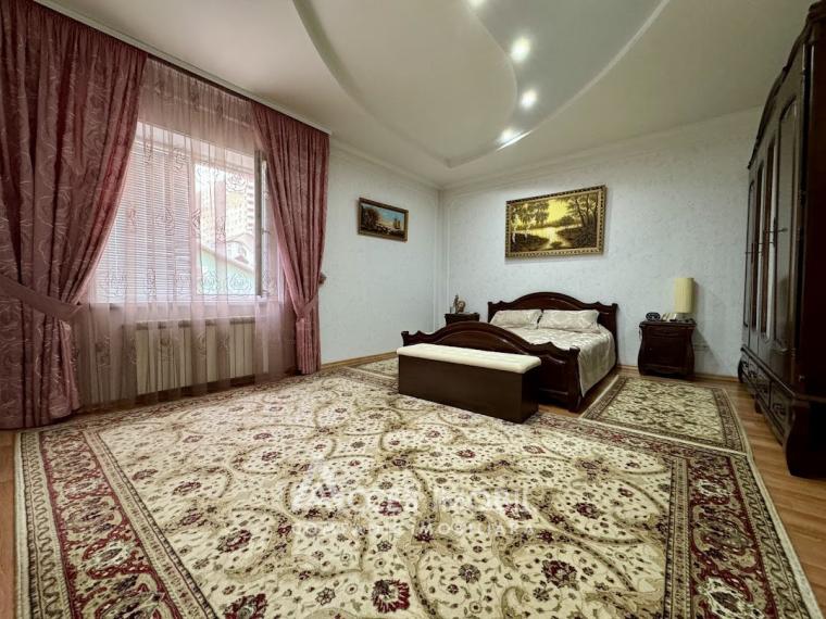 Casă în 4 nivele! Ciocana, str. Ion Dumeniuc, 450m2 + 6 ari! Euroreparație!: 7