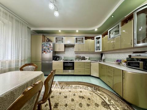 Casă în 4 nivele! Ciocana, str. Ion Dumeniuc, 450m2 + 6 ari! Euroreparație!: 15