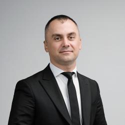 Agent imobiliar: Victor Țîcu