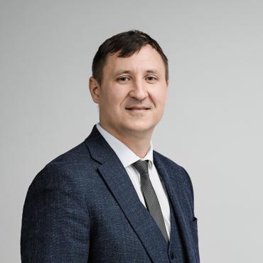 Agent imobiliar: Ghenadie Apostol