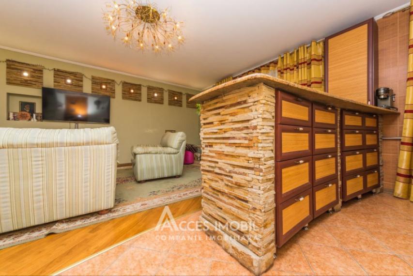 Rascani, Florilor street, 2 rooms + living. Euro Repair!: 1