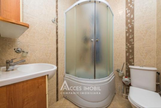 Rascani, Florilor street, 2 rooms + living. Euro Repair!: 7