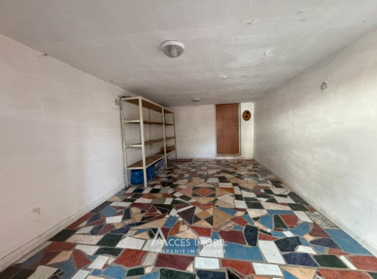 Casă în 3 nivele! str.  Poiana Nucului, Tohatin, 150m2 + 6 ari.: 12