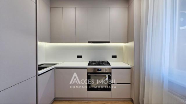 Varincom! Nicolae Dimo street, Rascani, 3 rooms + living. Euro repair! Middle Position!: 2