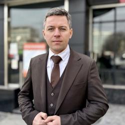 Agent imobiliar: Roman Ciumac