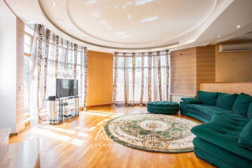 Casă în 2 nivele! str. Plauiului, Botanica, 270m2 + 4 ari! Euroreparație!: 0