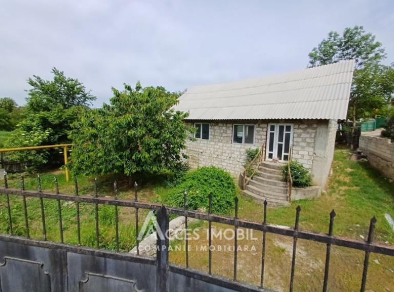 Casă! Trușeni, str. Basarabia, 80m2 + 7 ari!: 1