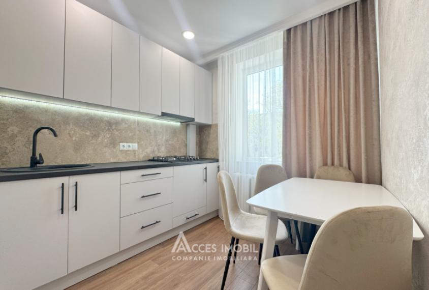 Riscani, Miron Costin street, 2 rooms + living. Euro Repair!: 0