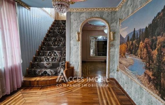 Casă în 2 nivele! Buiucani, str. Nicolae Bălcescu, 300m2 + 5 ari.: 3