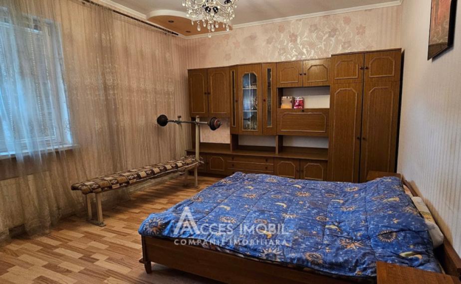 Casă în 2 nivele! Buiucani, str. Nicolae Bălcescu, 300m2 + 5 ari.: 6