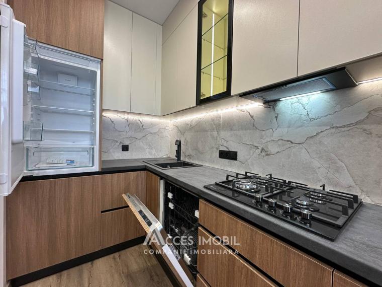 Basconslux! Чеканы, бул. Мирча чел Бэтрын, 2 комнаты + гостиная. Евроремонт!: 2