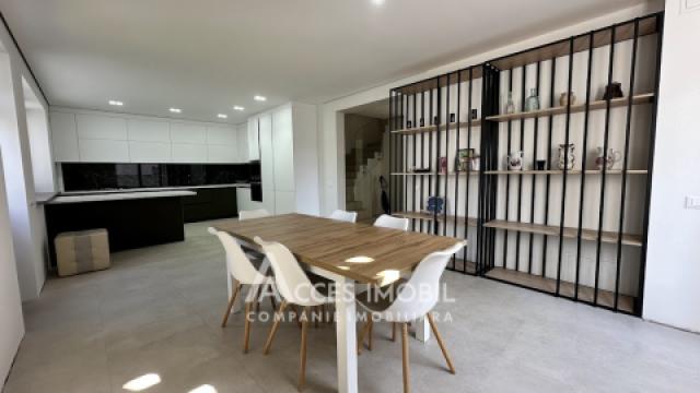 TownHouse în 2 niveluri! Durlești, str. T. Vladimirescu, 200m2 + 7 ari!: 2