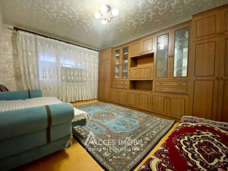 Poșta Veche, str. Socoleni, 3 camere. Localizare de Mijloc!: 2