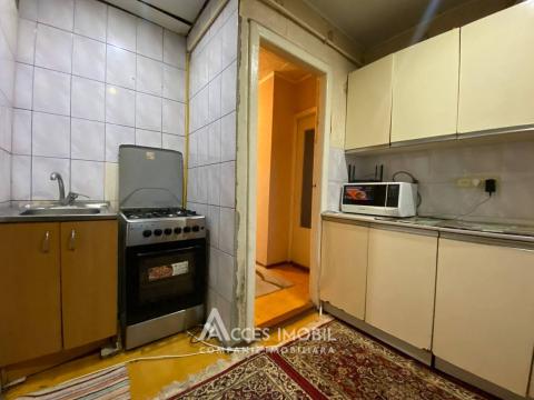 Poșta Veche, str. Socoleni, 3 camere. Localizare de Mijloc!: 7