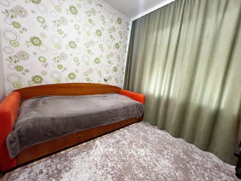 Рышкановка, ул. Андрей Дога, 4 комнаты. Cерия МС! Середина дома!: 5