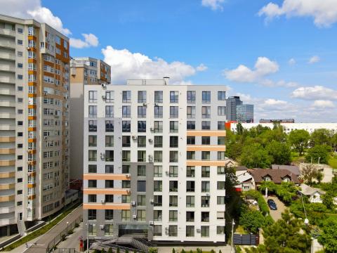 Basconslux: Мелестиу, 22/2: 1