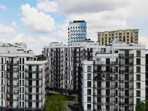 Lagmar: Toro Center: 3