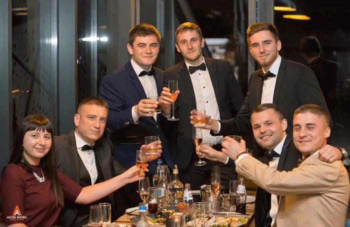 11 noiembrie - ziua de naștere a companiei Acces Imobil! - 1