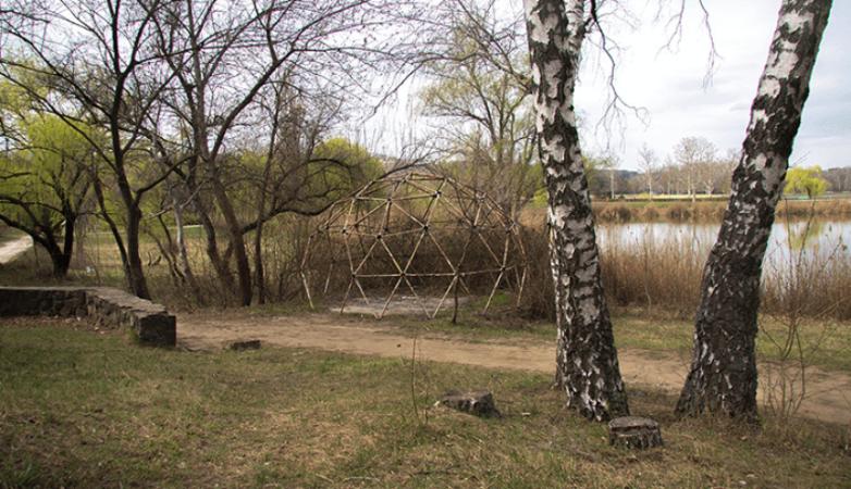 FOTO: “Cupola” din parcul “La Izvor” a fost renovată - Proiect social - 1