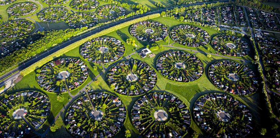 „Orașul grădină” - imagini aeriene uluitoare ale comunității circulare din Danemarca - 1
