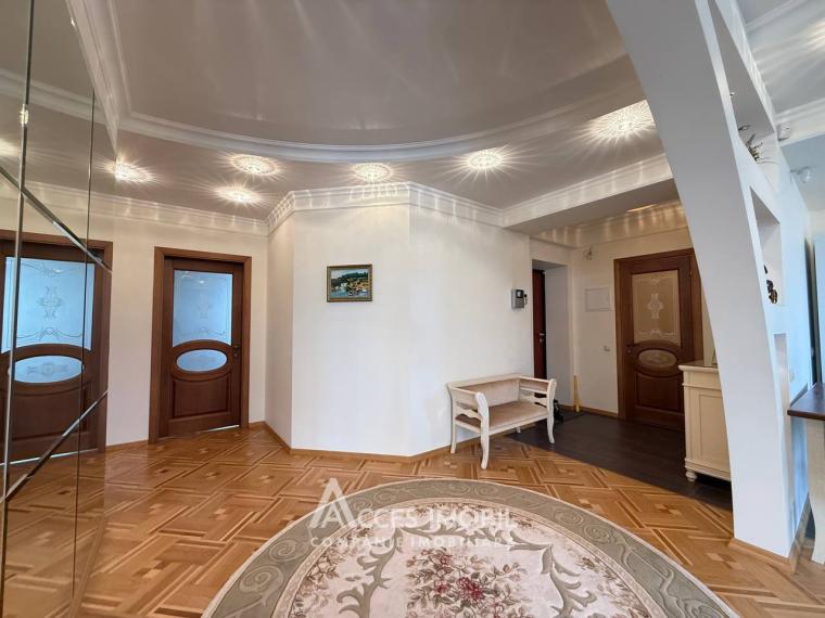 Chirie! Bloc Nou! Centru, str. Sfatul Țării, 2 camere + living! Euroreparație!: 11