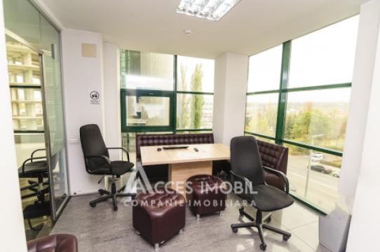 Chirie! Spațiu comercial 555m2! Centru, bd. Ștefan cel Mare!: 2