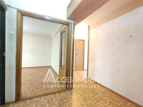 Центр, ул. Грэдинилор, 3 комнаты. Серия 102! Середина дома!: 11