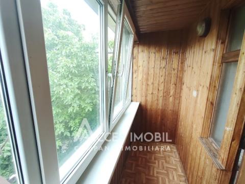 Центр, ул. Грэдинилор, 3 комнаты. Серия 102! Середина дома!: 14