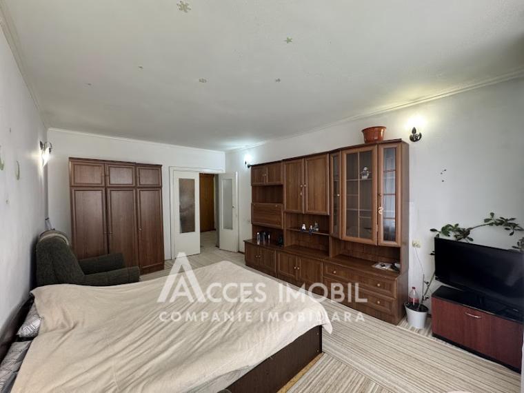 Центр, ул. Албишоара, 1 комната. Середина дома!: 1