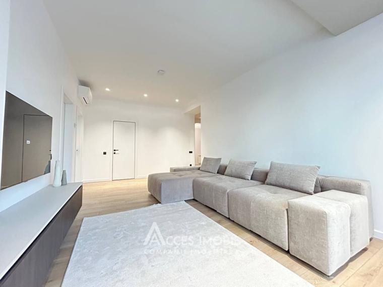 Chirie! Bloc nou! Centru, str. M.Varlaam, 2 camere + living! Euroreparație!: 4