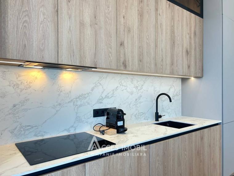 Penthouse! Chirie! Bloc nou! Centru, str. M.Varlaam, 2 camere + living! Euroreparație!: 10