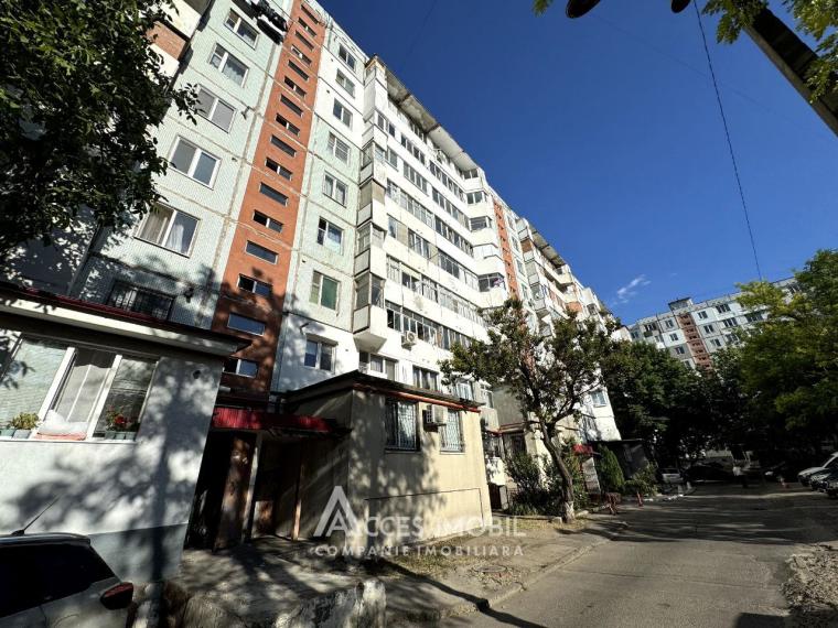 Чеканы, бд. М. Чел Бэтрын, 3 комнаты. Середина дома!: 14