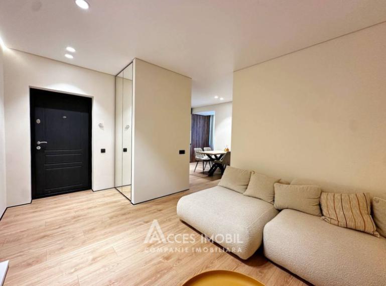 ExFactor! Ciocana, bd. Mircea cel Bătrân, 2 camere + living. Euroreparație!: 2