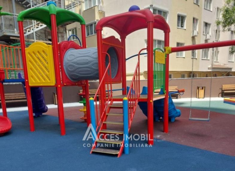 New Block! Ciocana, G. Latina street, 3 rooms + living. White version!: 4