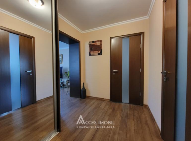 Botanica, Hristo Botev street, 3 rooms + living! Euro repair!: 12