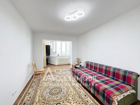 Telecentru, str. Pietrarilor, 2 camere. Euroreparație! De mijloc!: 4