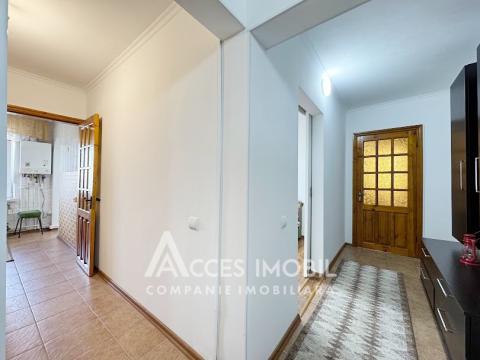 Telecentru, str. Pietrarilor, 2 camere. Euroreparație! De mijloc!: 10