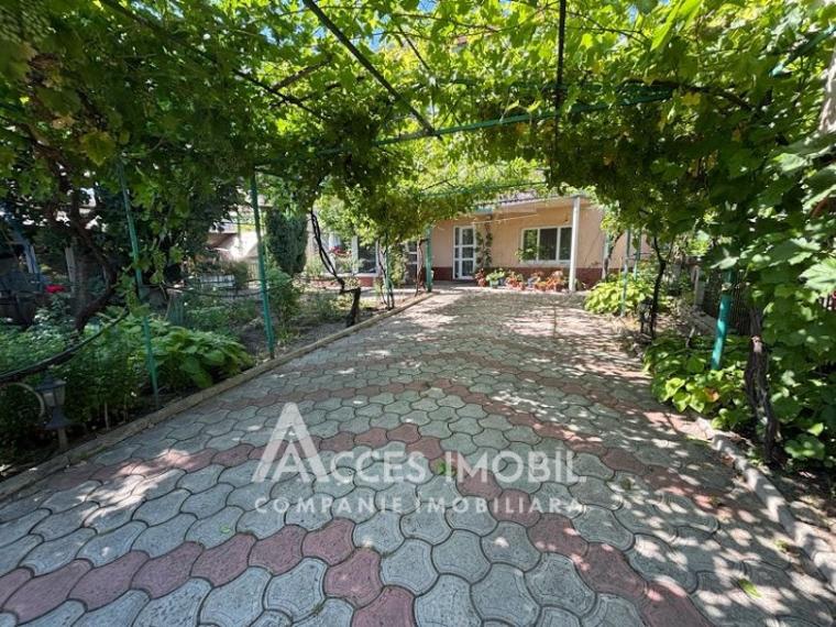 Casă în 2 nivele! Buiucani, str. V. Belinski, 215m2 + 4 ari!: 2