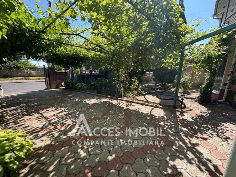 Casă în 2 nivele! Buiucani, str. V. Belinski, 215m2 + 4 ari!: 3