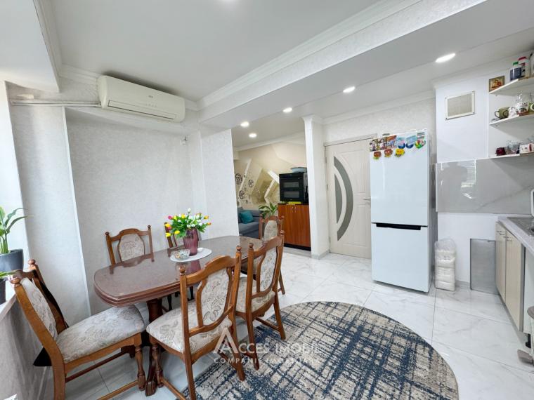 Новострой! ул. Унирий, Ставчены, 2 комнаты + гостиная. Евроремонт!: 2